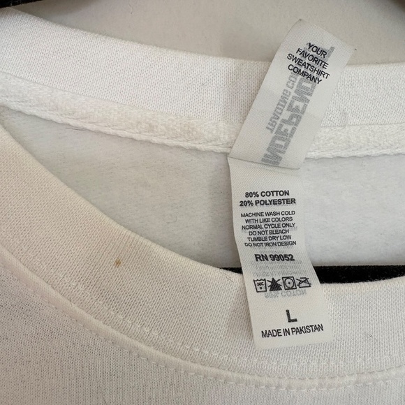 Kesha Large Lightweight Crewneck - Picture 3 of 4